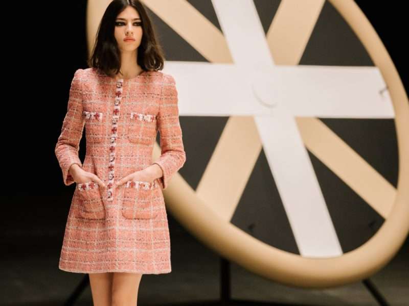 Décor gonflable du défilé Chanel Haute Couture Printemps–Été 2022