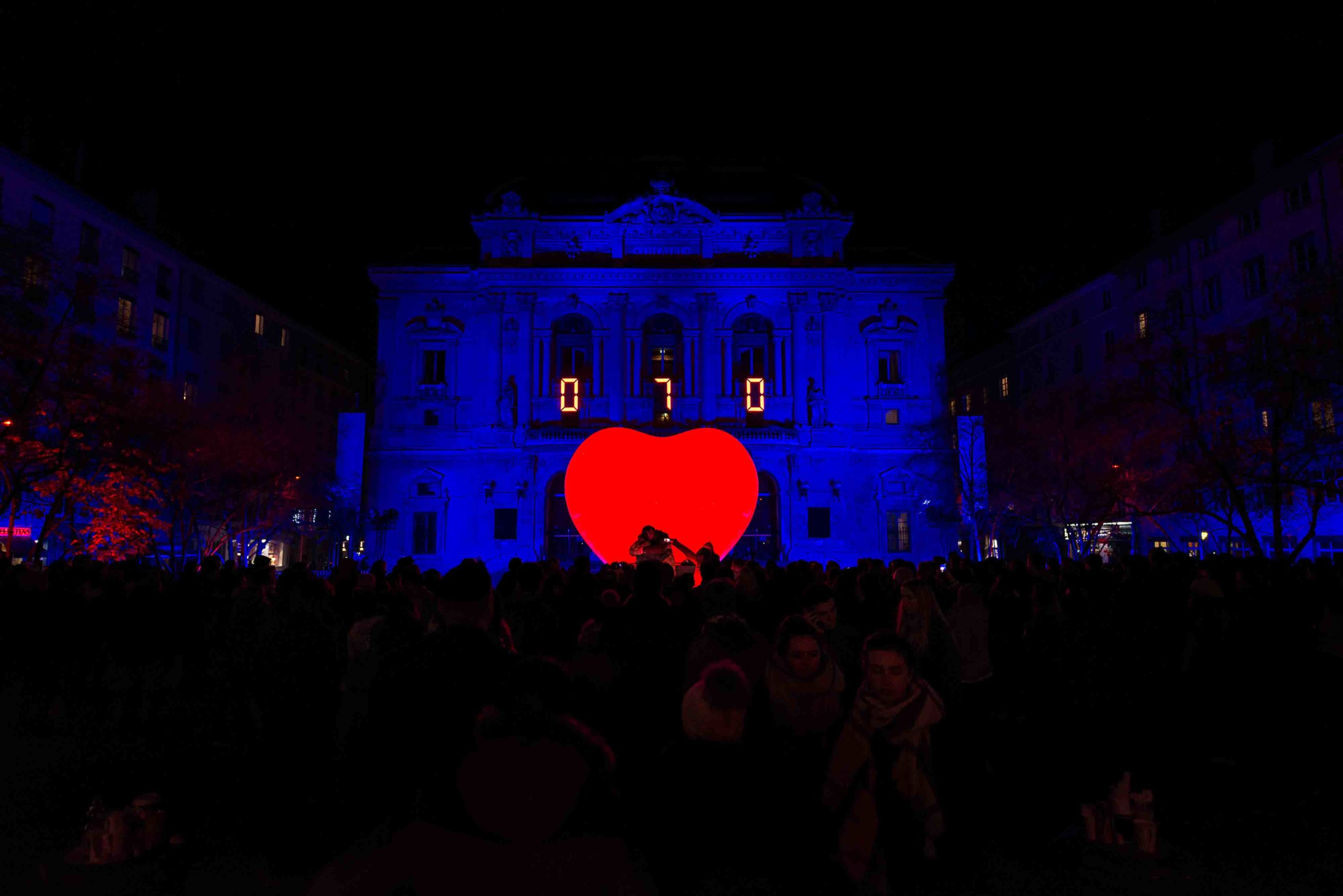 Bespoke illuminated inflatable heart made by JC Keller