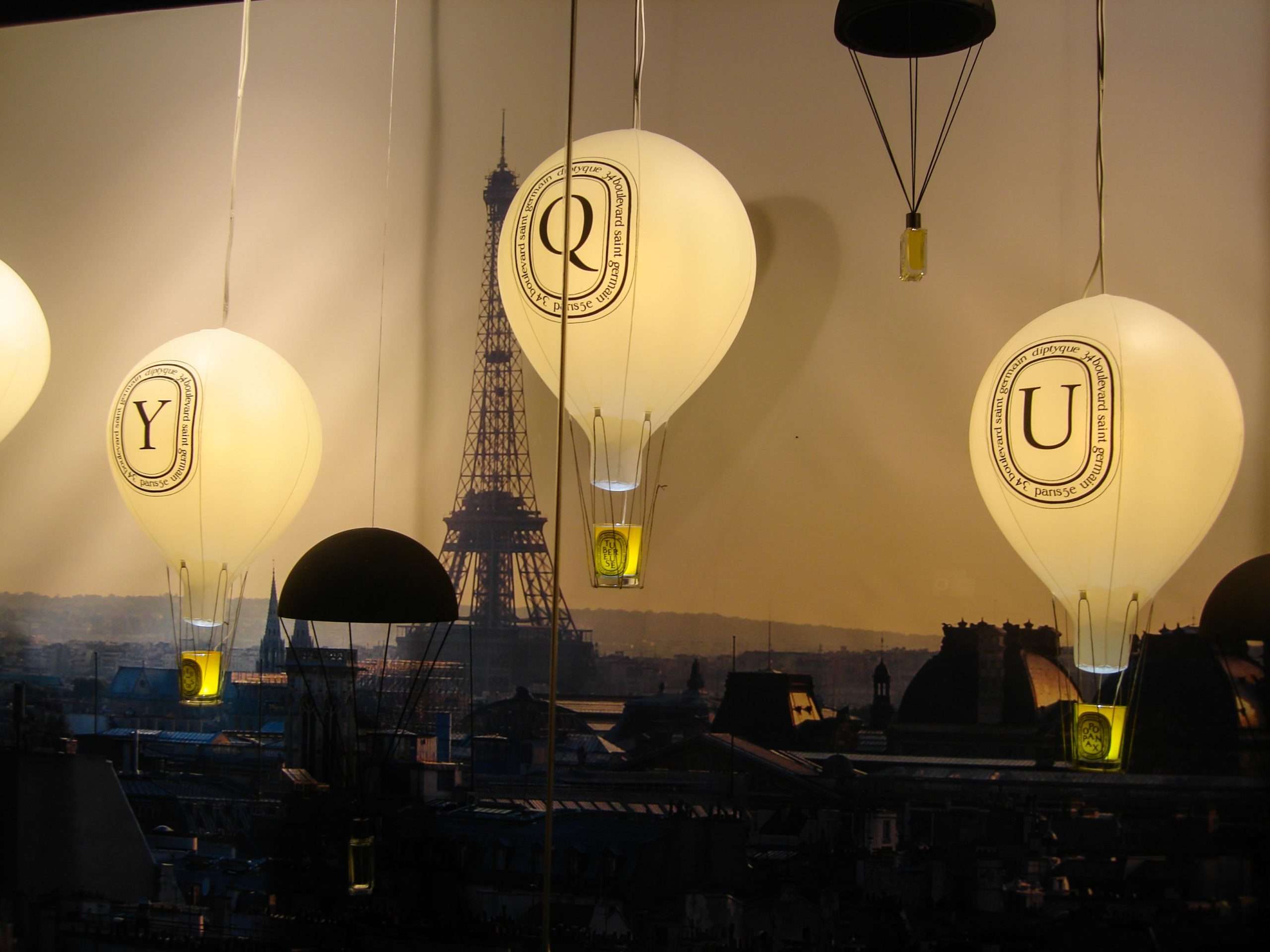Paris prend son envol. — Diptyque · Galeries Lafayette