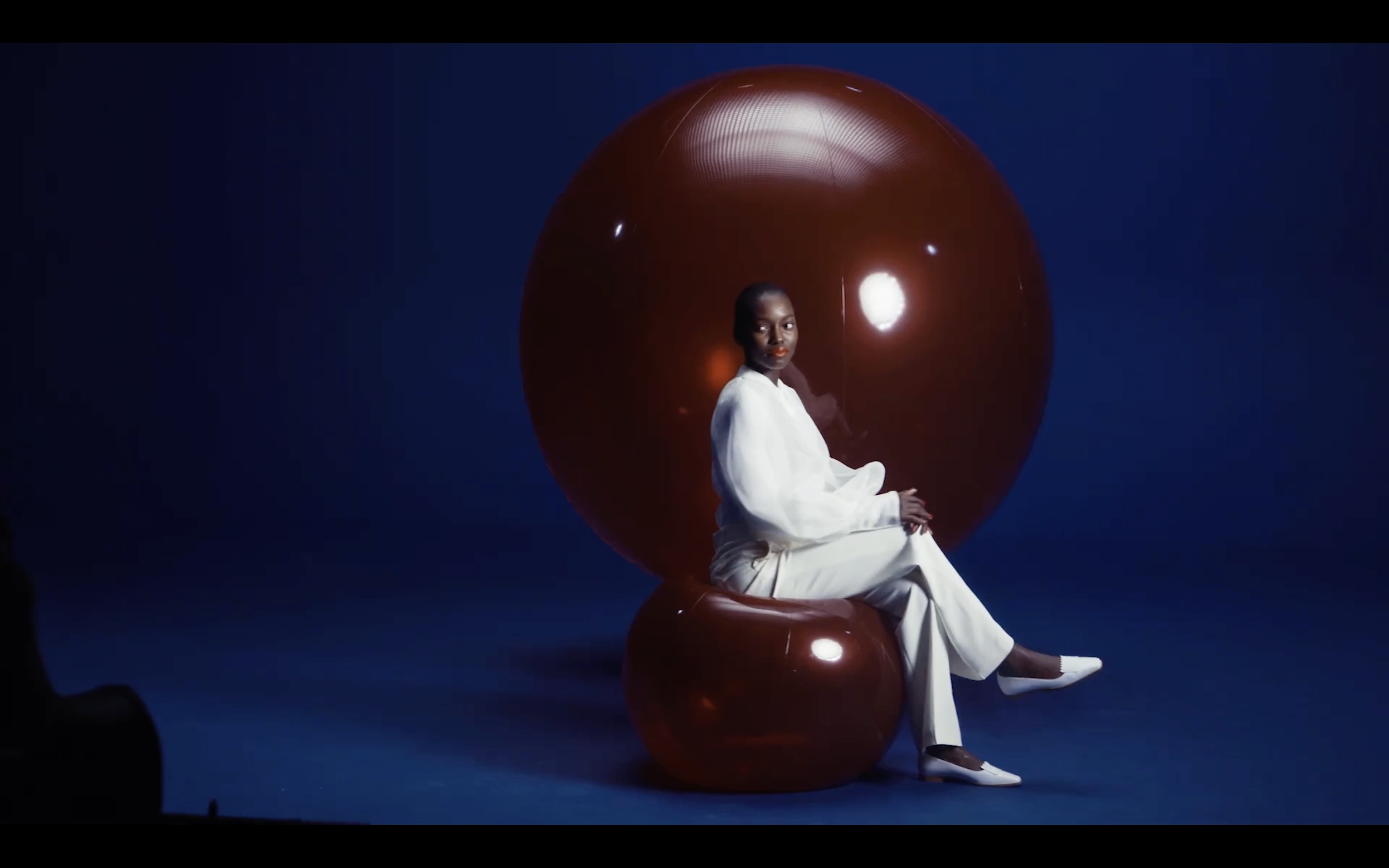 Behind the scenes of the red-bubble campaign composition