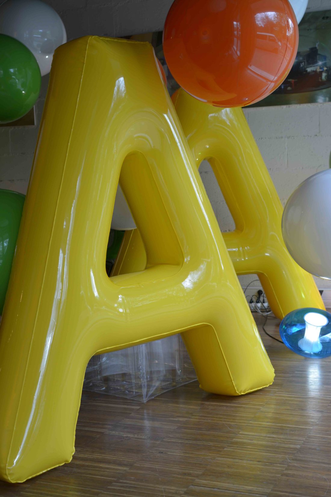 lettres en bois action