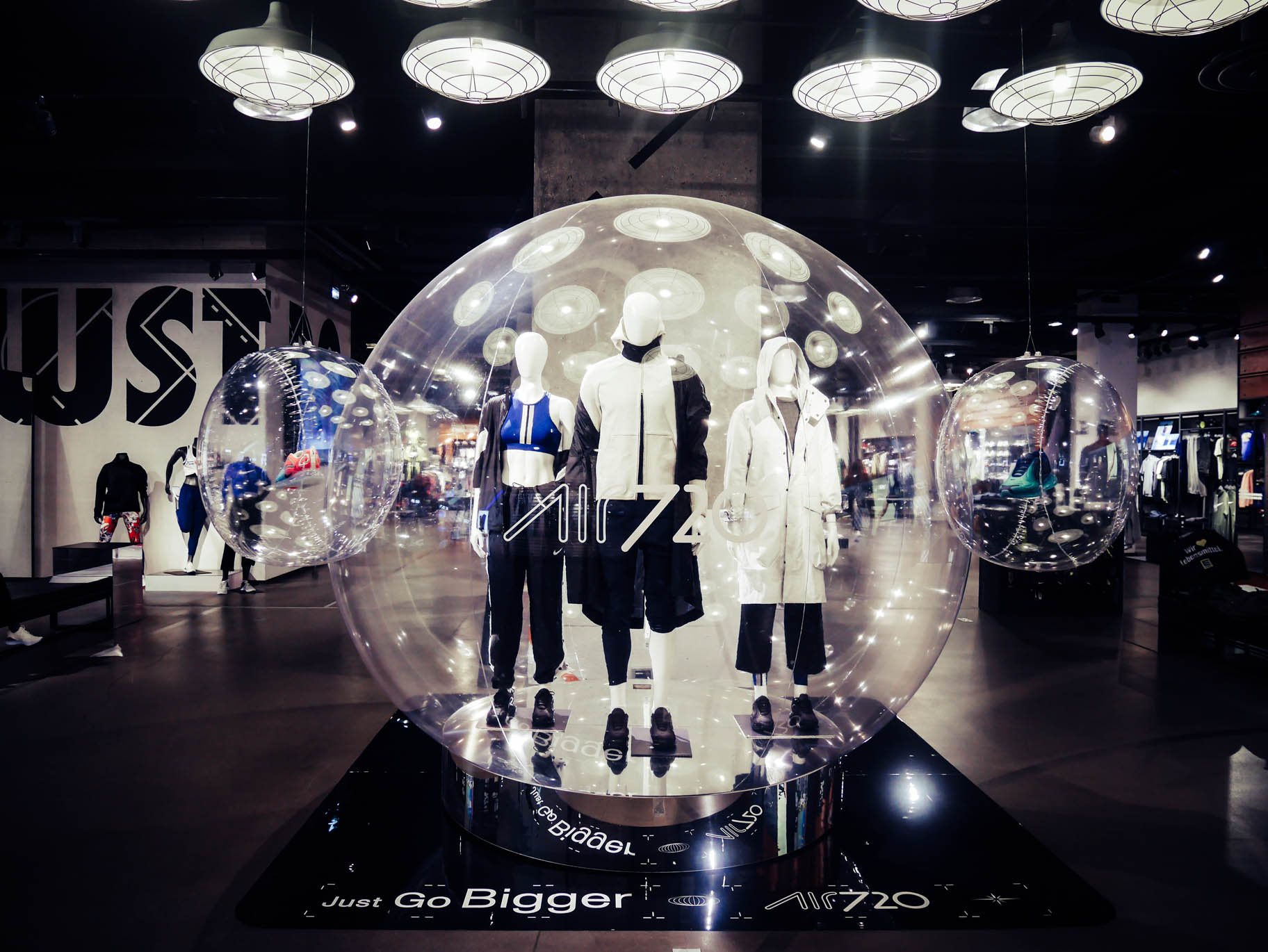 Nike store paris clearance la defense