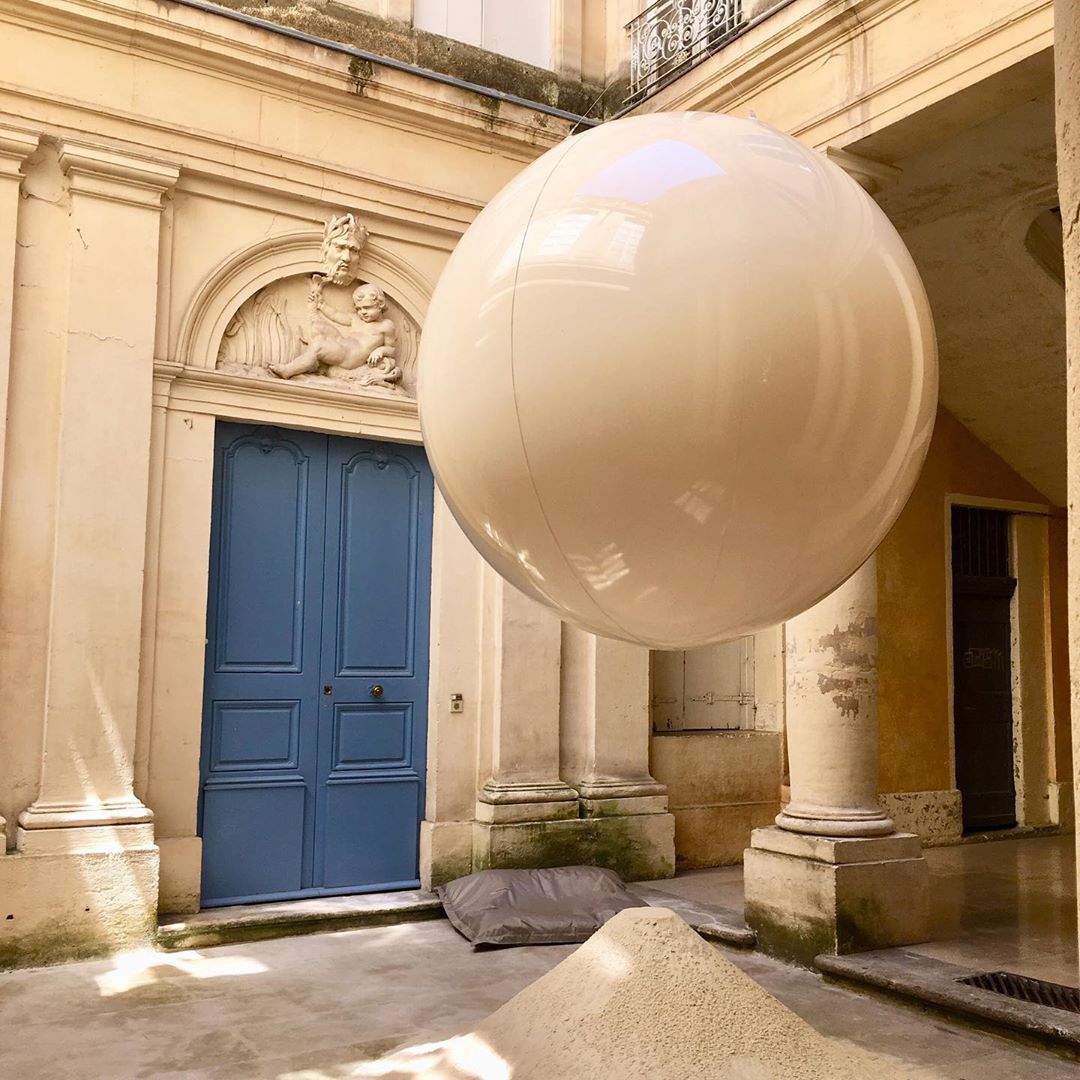 Ballon géant gonflable